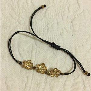 NWOT Lauren Conrad gold flower bracelet